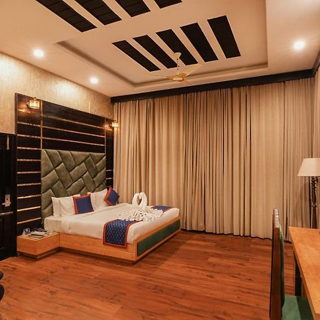 Zip By Spree Hotels Bella Heights Mcleodganj Dharamshala Bagian luar foto