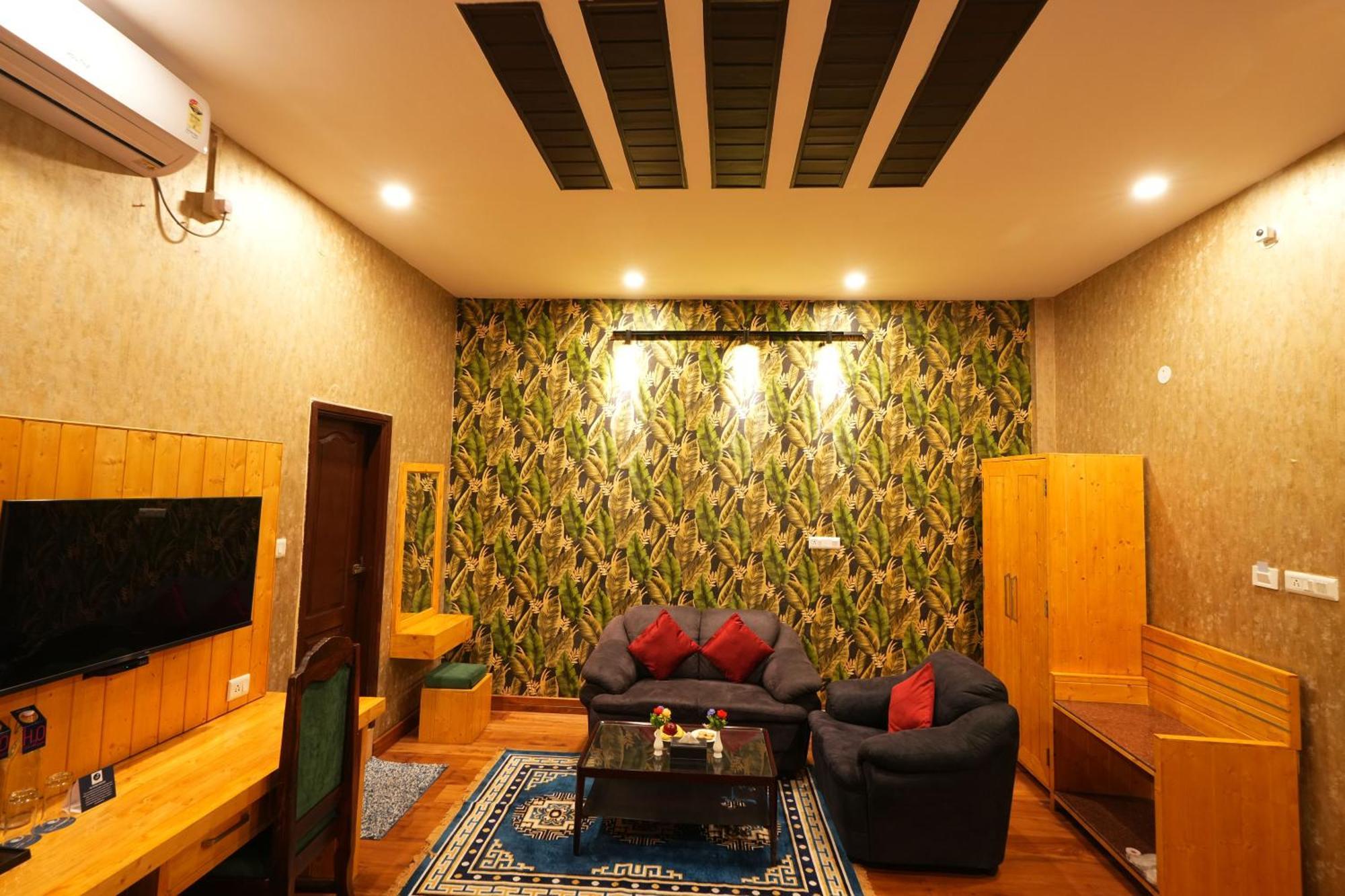 Zip By Spree Hotels Bella Heights Mcleodganj Dharamshala Bagian luar foto