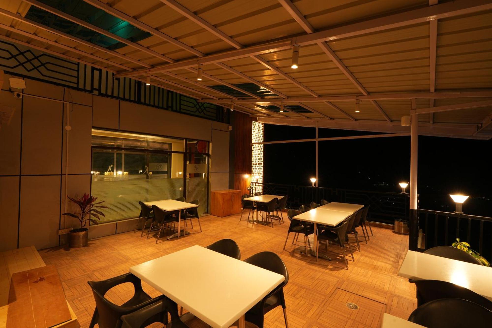Zip By Spree Hotels Bella Heights Mcleodganj Dharamshala Bagian luar foto