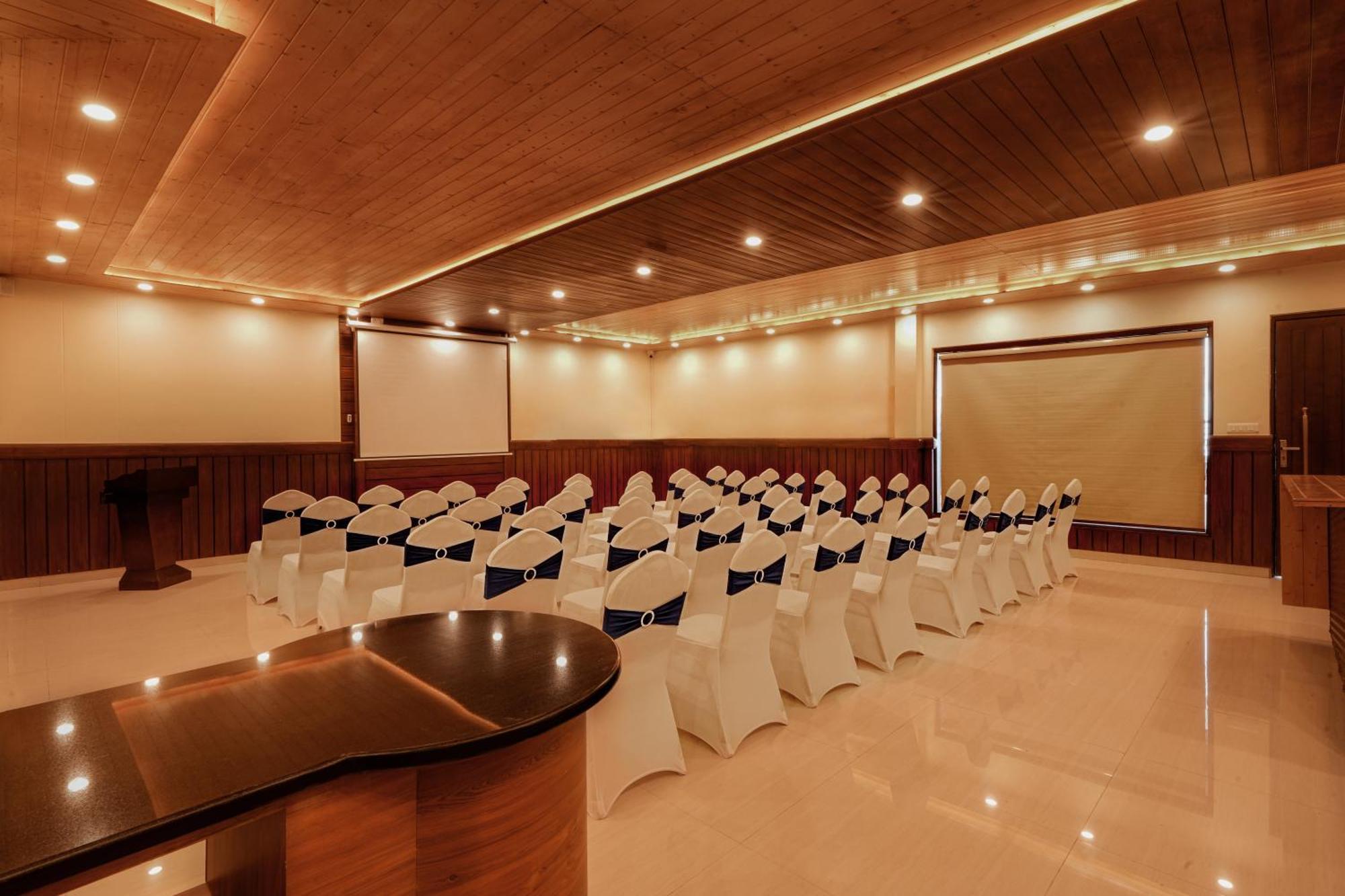 Zip By Spree Hotels Bella Heights Mcleodganj Dharamshala Bagian luar foto