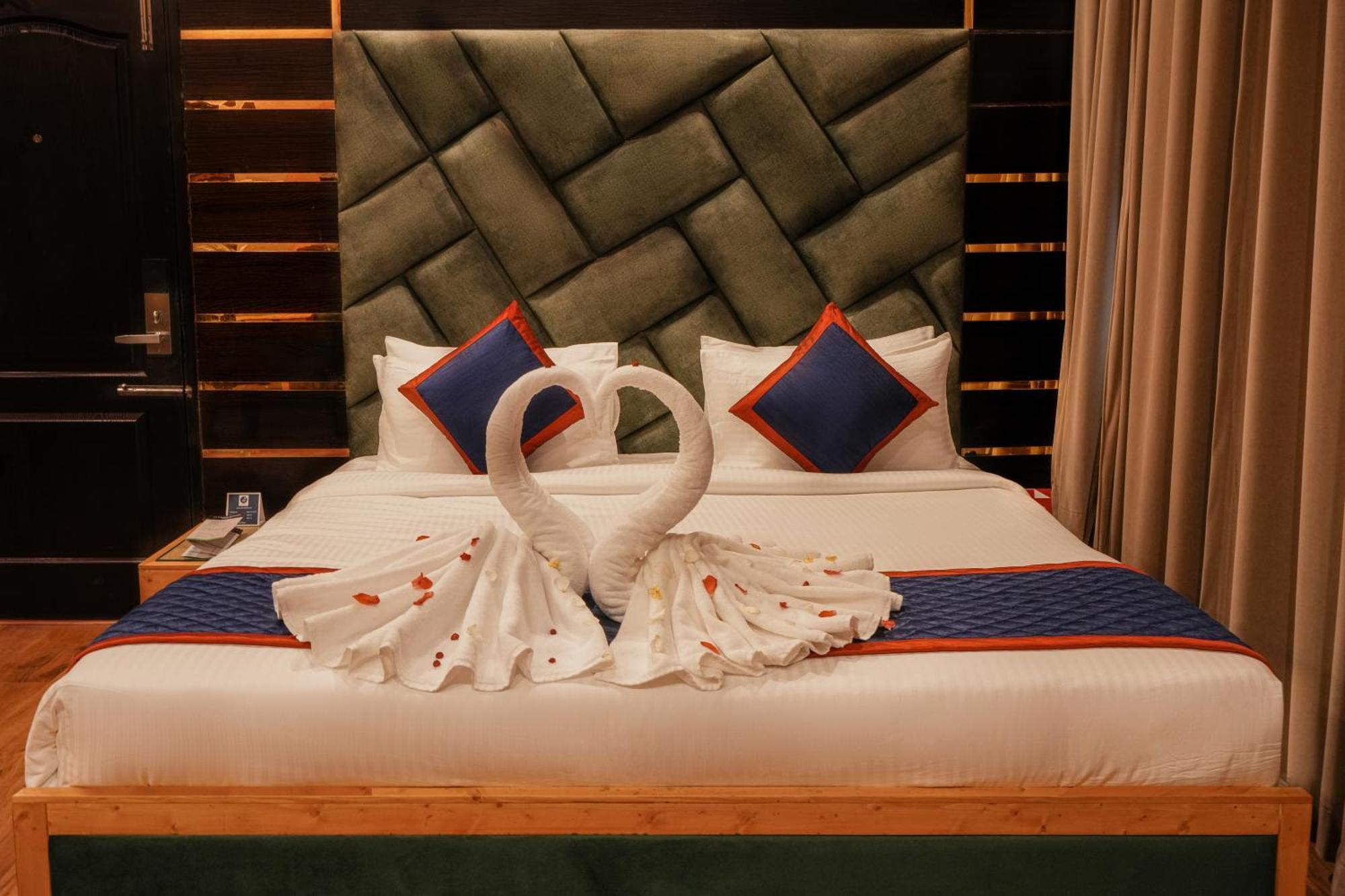 Zip By Spree Hotels Bella Heights Mcleodganj Dharamshala Bagian luar foto