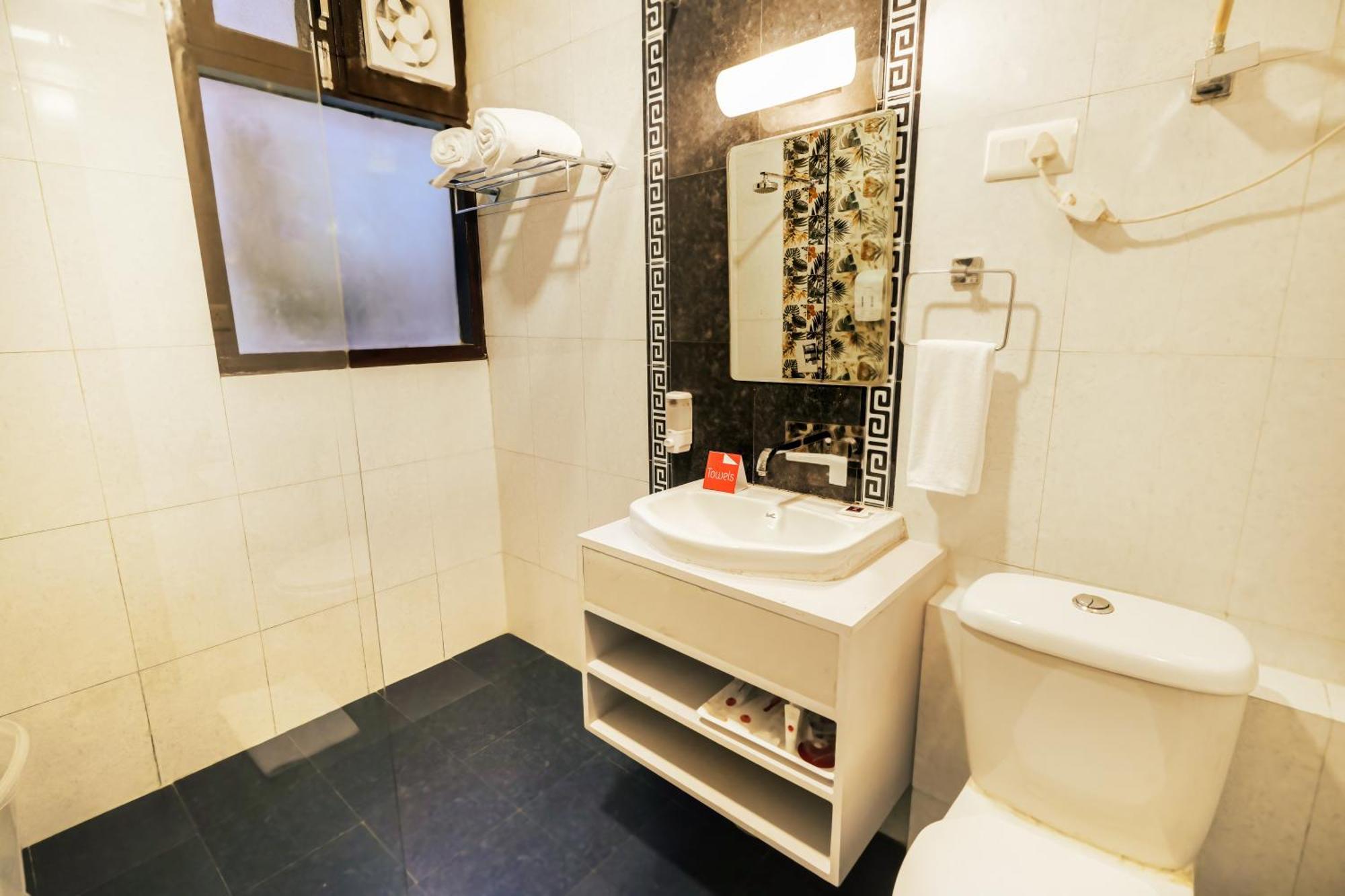 Zip By Spree Hotels Bella Heights Mcleodganj Dharamshala Bagian luar foto