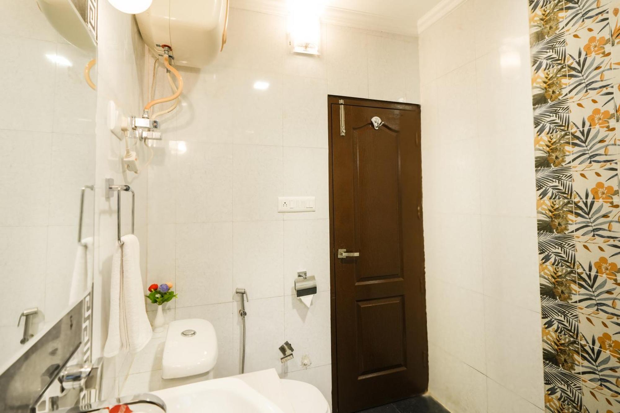 Zip By Spree Hotels Bella Heights Mcleodganj Dharamshala Bagian luar foto